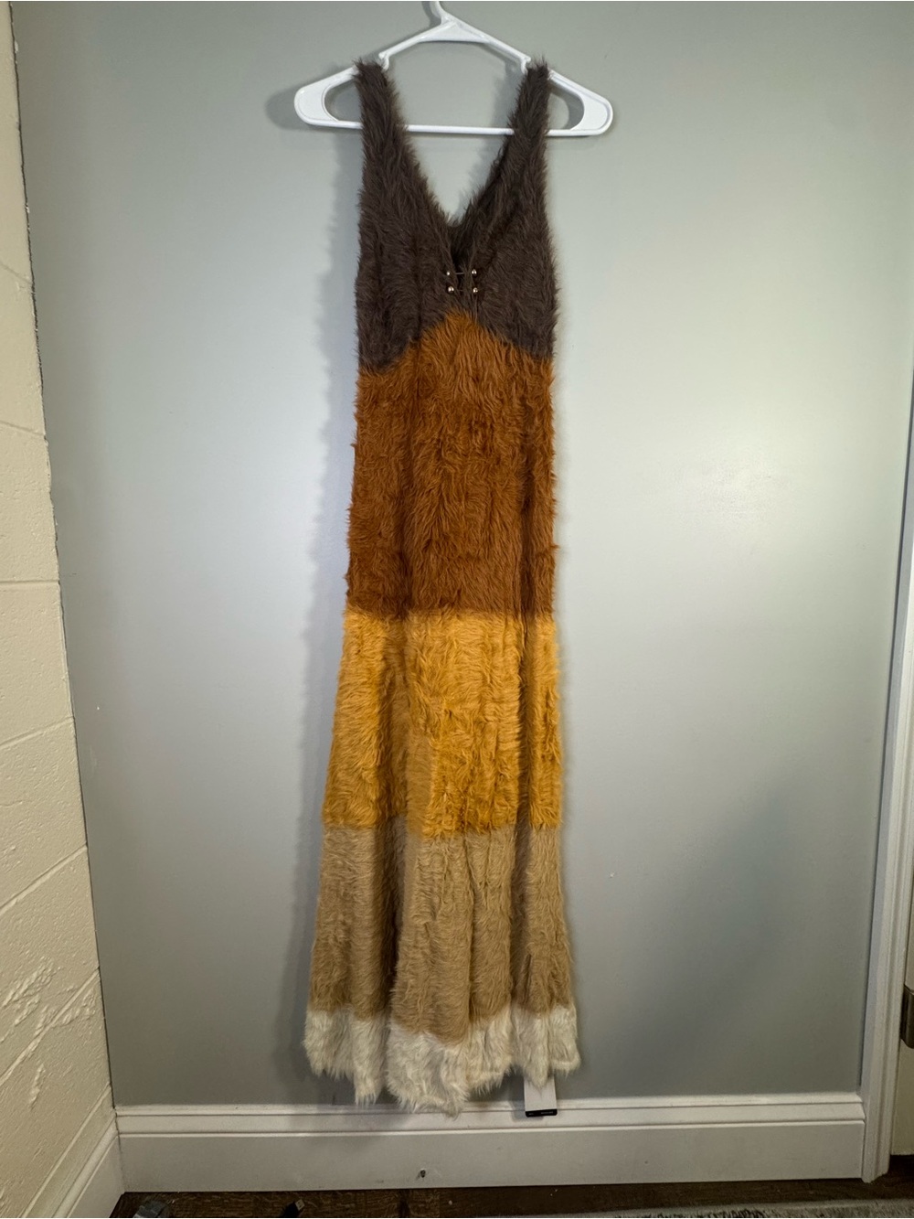 Anewsta Faux-Fur Maxi Dress in Brown and Tan Women’s Small